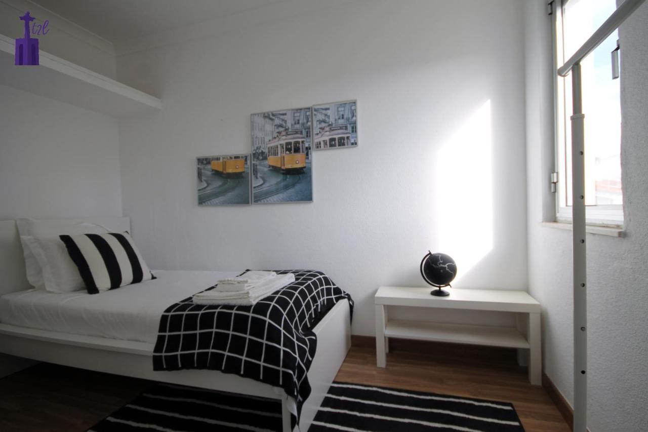 Lisbon South Apartment Esterno foto